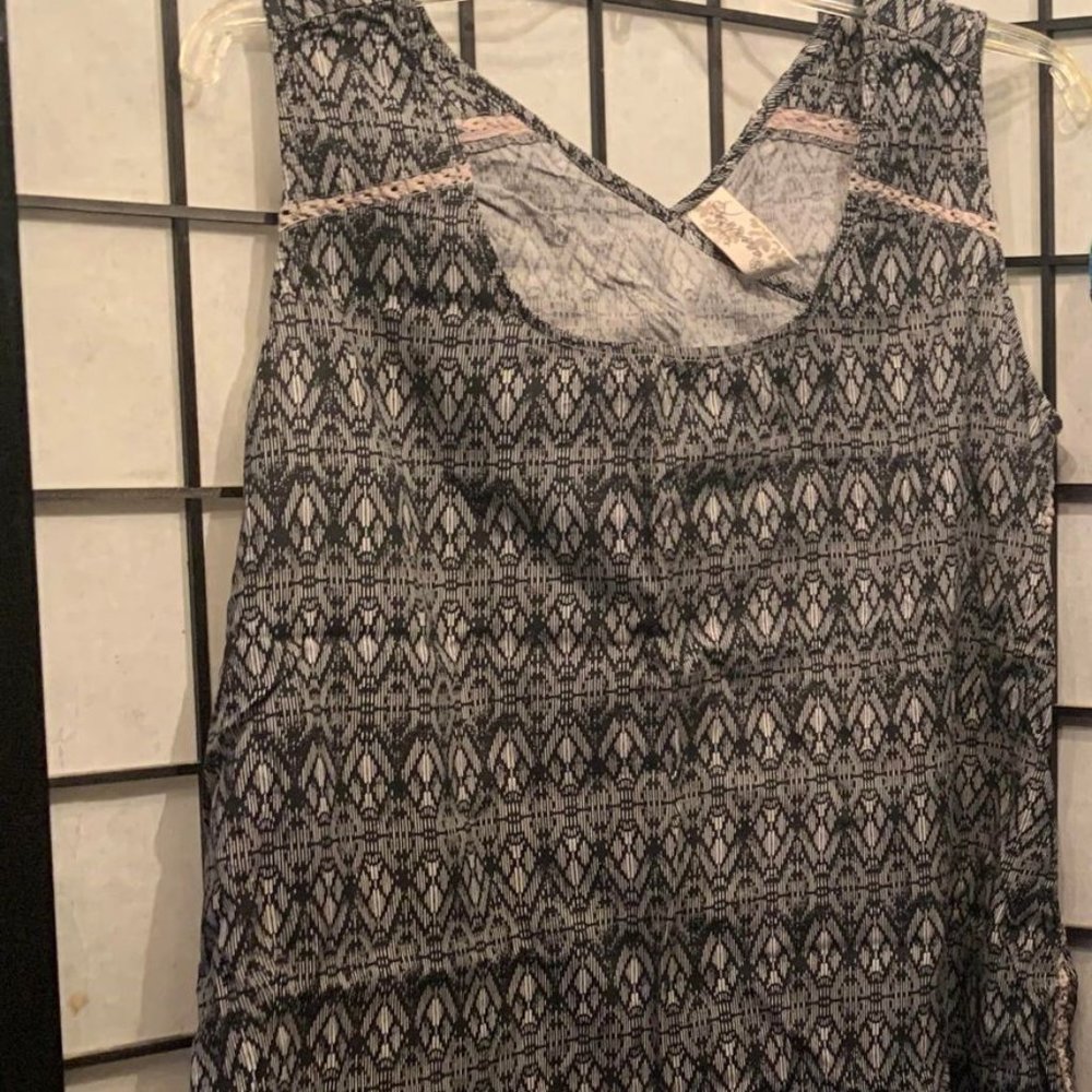 EUC Aventura Print Tank Top Size XL
